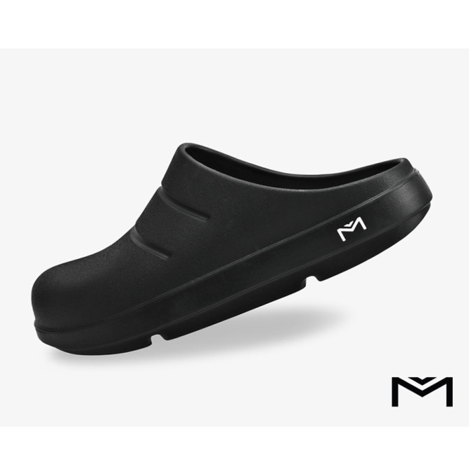 DÉP BÍT MŨI DOMBA CLOGS MOSS+ (BLACK) MO-3415C