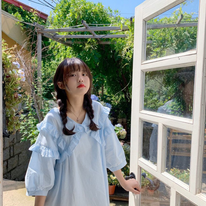 Áo sơ mi nữ baby cổ bèo xanh/trắng ulzzang - Made by Toneontone TOT Áo Sơ Mi Nữ Baby Cổ Bèo Xanh/Trắng Ulzzang - Made By Toneontone Tot