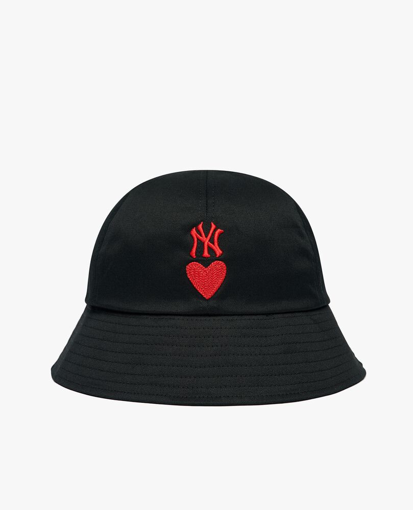 Mũ MLB heart bucket hat new york yankees 3AHTH012N50BKS