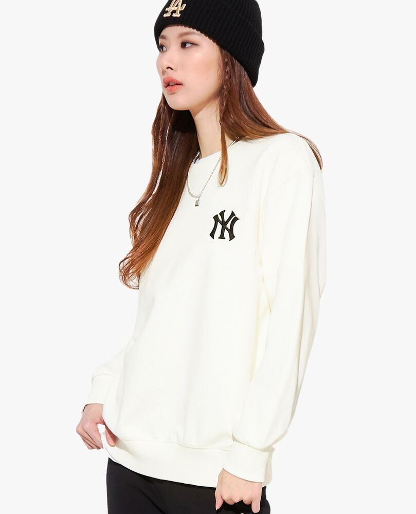 MLB  Nón beret lông cừu phối logo thời trang
