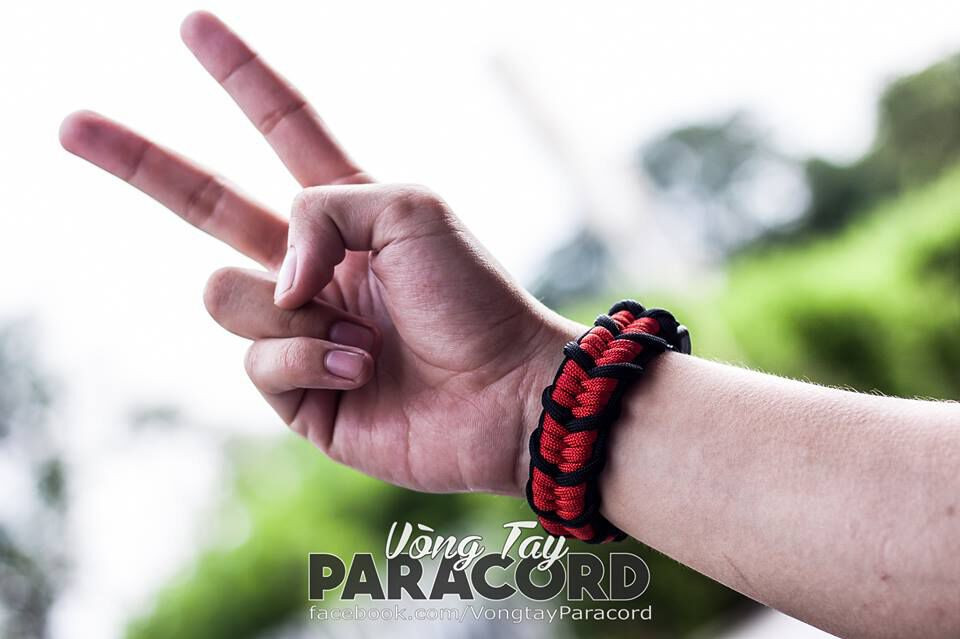 Deadpool | Metal jewelry, Paracord bracelets, Survival bracelet
