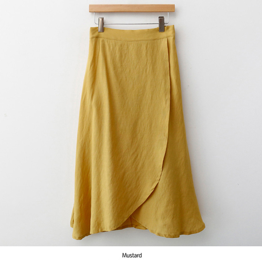 Chân váy ticke KACHISA màu vàng phối nút xẻ tà - Chân váy dài |  ThờiTrangNữ.vn