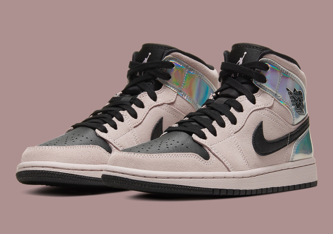 Air Jordan 1 Với Phiên Bản Hologram Mới 