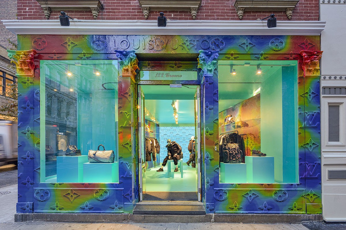 Check Out Louis Vuittons Underwater PopUp In SoHo