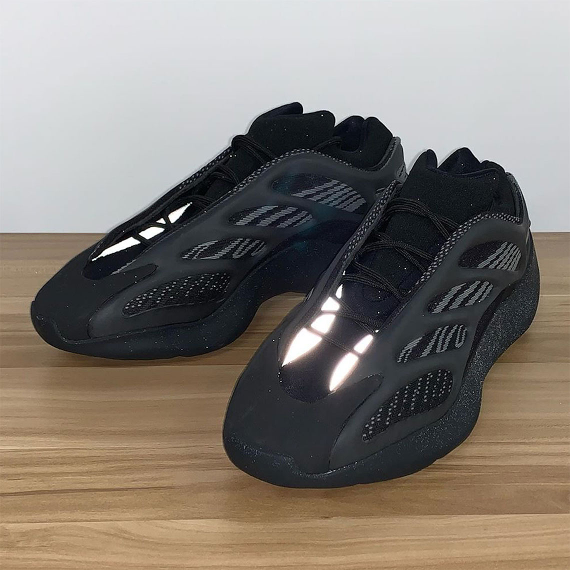 Yeezy on sale 700 blackout