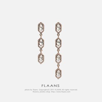 Hoa Tai FLAANS Vintage Cry Unbal DR E