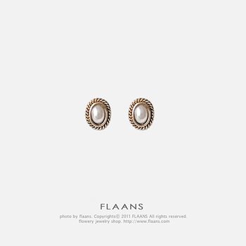 Hoa Tai FLAANS Vintage Jewel Pearl E