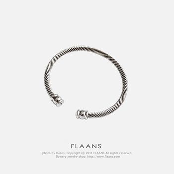 Vòng Tay FLAANS Vintage Twisty Open B