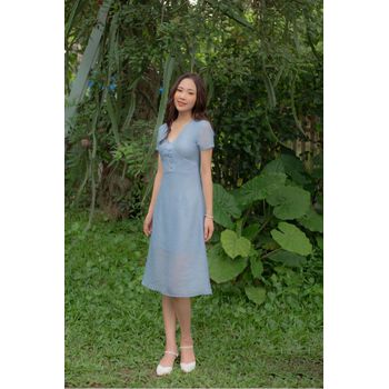 Váy voan tơ khuy ngực