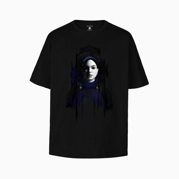 Haqniq portrait tee