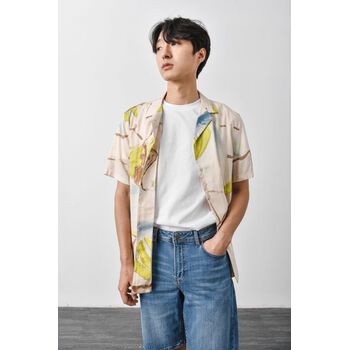 Áo sơ mi tay ngắn, in overall. REGULAR form - 10S21SHS008