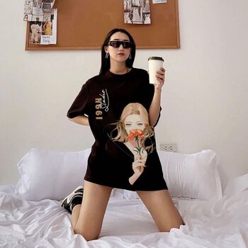 Áo Thun Unisex Nữ Nam Form Rộng Tay Lỡ Vải Mịn Cotton Mặc Thoáng Mát Màu Đen Trắng in hình độc đáo  - 1994 Studio