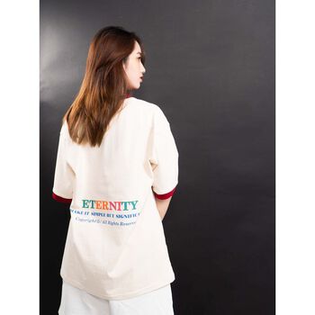 Áo Thun Unisex Retro Red Eternity