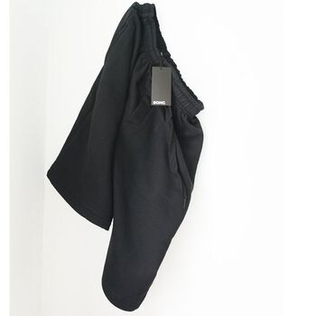 Quần Short vải chân cua cotton, 2 túi có khóa kéo tiện lợi, màu Đen