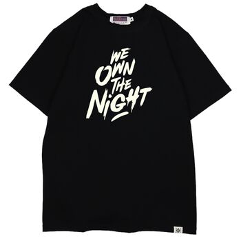 Áo phát sáng chữ we own the night