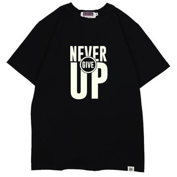 Áo phát sáng in chữ Never Give Up