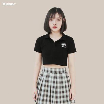 Áo croptop ôm cổ bẻ polo màu đen Dont Kill My Vibe | Polo Basic Croptop