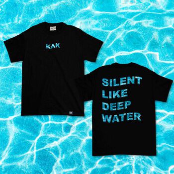 Áo thun in chữ Silent like deep water - LIKA11052005 - Kak