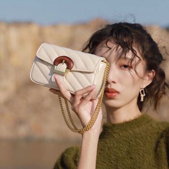 Túi Xách Thanh lịch chất liệu da cừu non