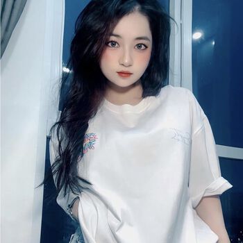 Áo local brand chính hãng - Graffiti Downtown Tee