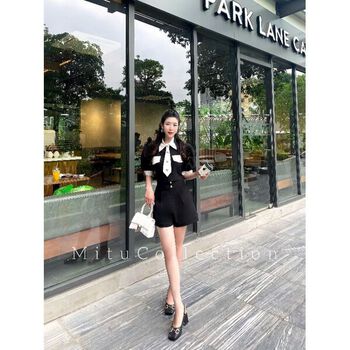 Set sơ mi croptop kèm quần phối cúc màu đen