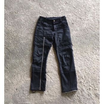 OS Eyepants (form crop)