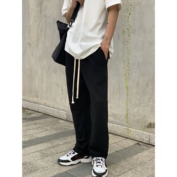 Quần dài nhập khẩu Sweatpants WSS | Vải cotton chân cua, ống suông, form dáng thể thao, phù hợp cho Nam/nữ