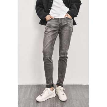 Quần jean trơn. Slim - 10S21DPA006CR1