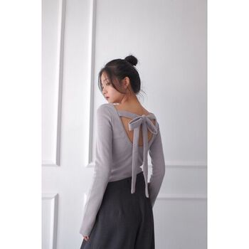 Áo thun tay dài thắt nơ Melancholy màu xám