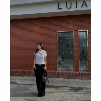 Áo thun nữ ELEVEN 11 Logo màu trắng