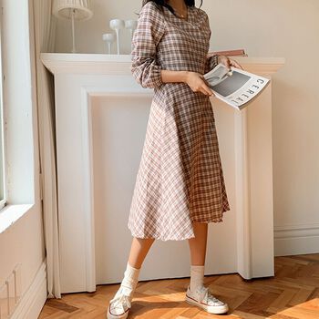 Váy Dài Sọc Caro Màu Cream ENVYLOOK Mareribon Lap Dress