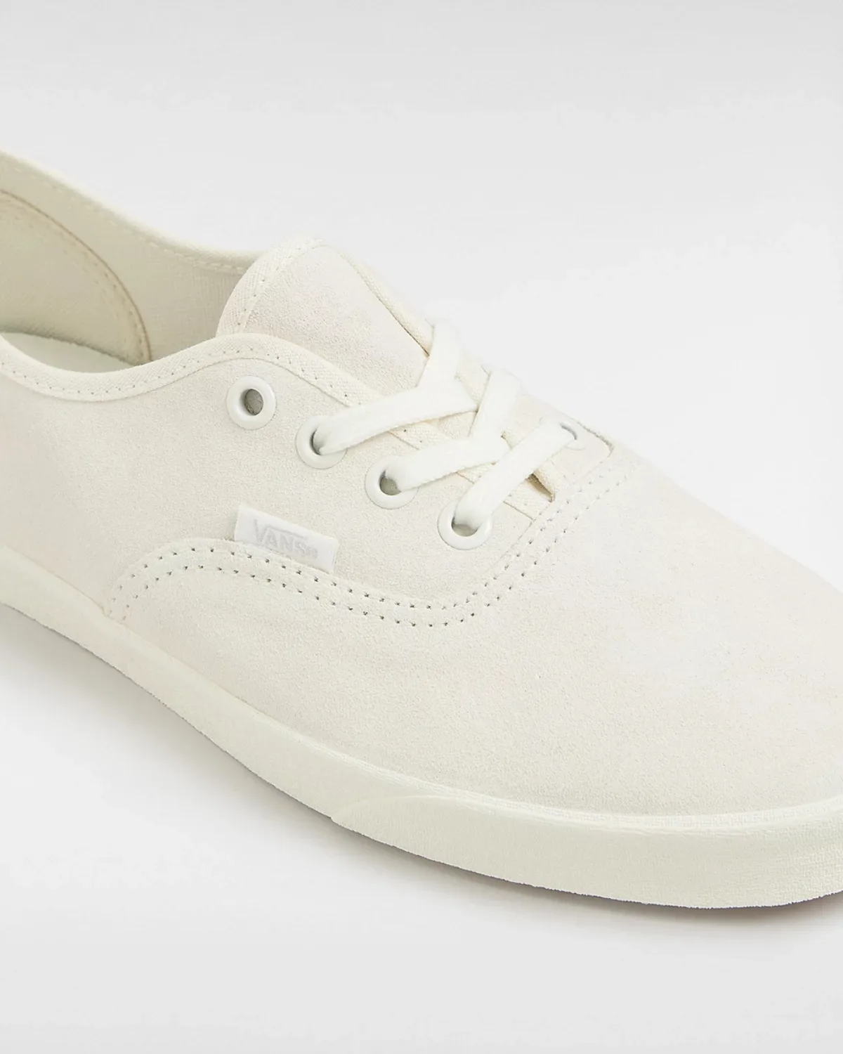 Giày VANS AUTHENTIC LOWPRO SUEDE WHITE