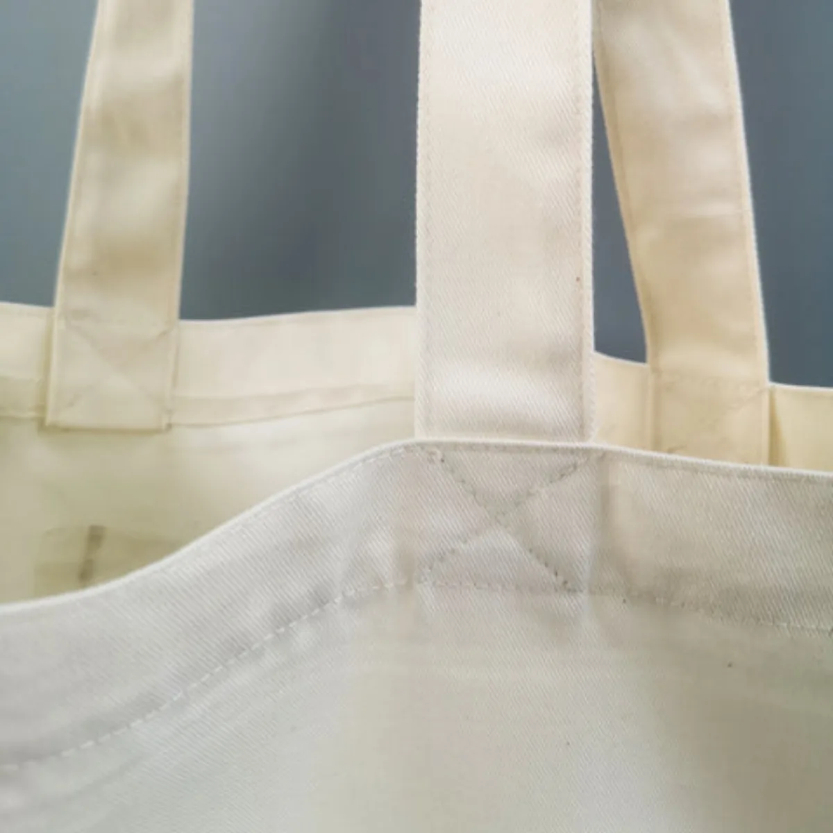 Túi vải tote bag của Chodole chất liệu túi canvas vải bố đẹp in hình độc đáo Be The Light Helps The Others To See