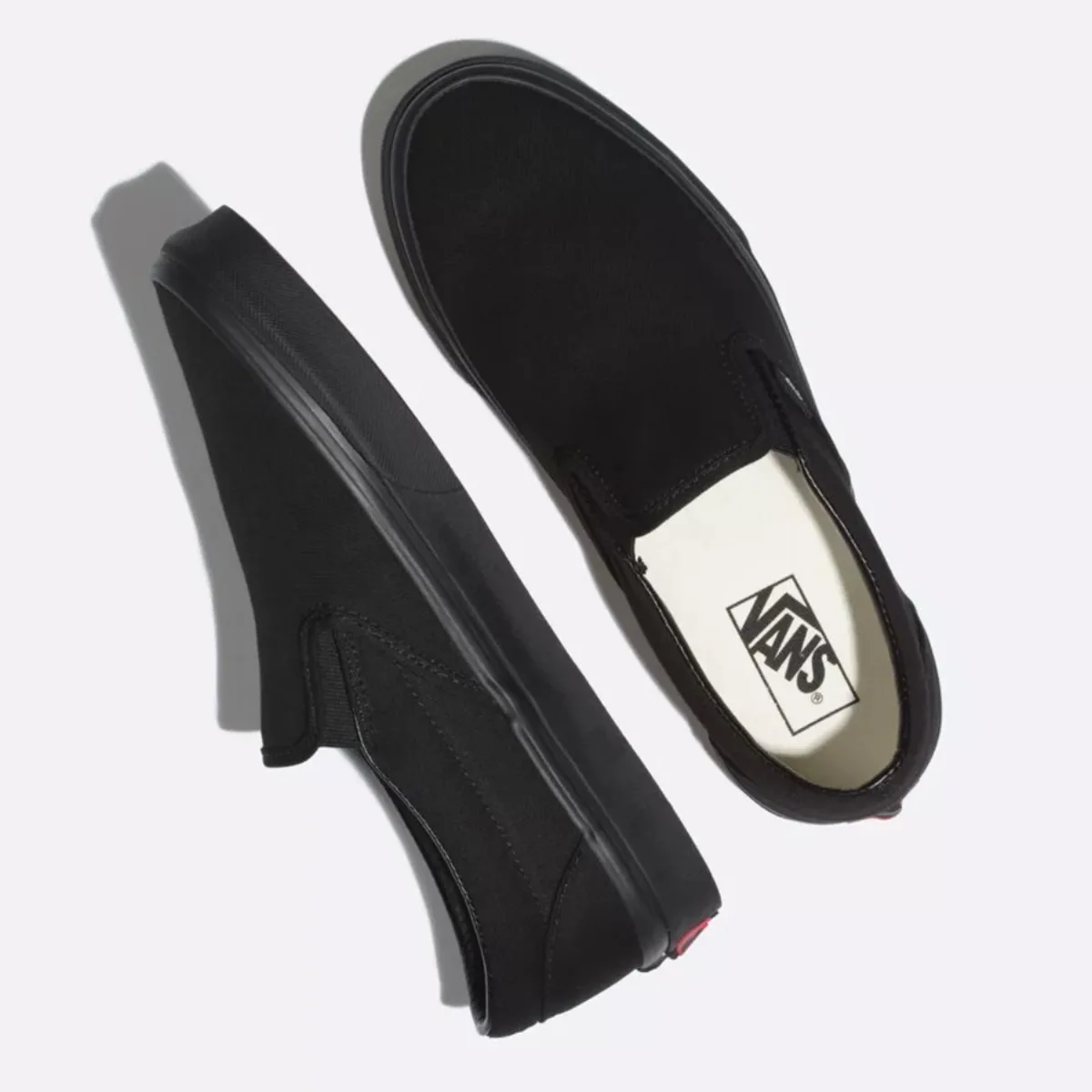VANS CLASSIC SLIP-ON BLACK
