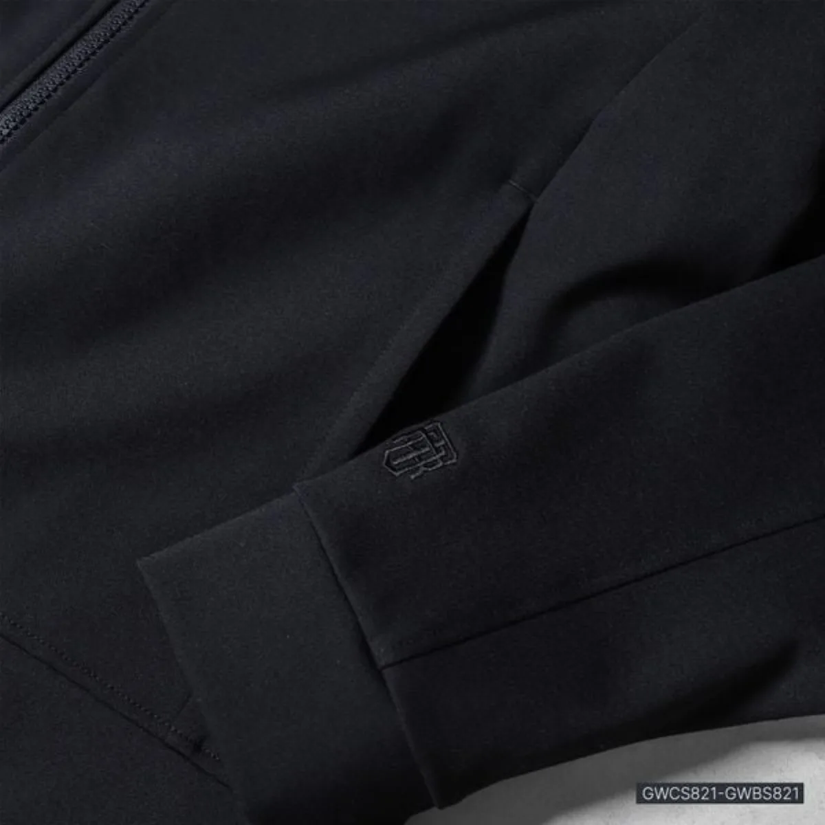 Quần Áo khoác nỉ WINSTON TRACKSUIT TORANO bộ trơn cổ bẻ thêu logo ở tay áo thanh lịch và trẻ trung GWCS821 GWBS821