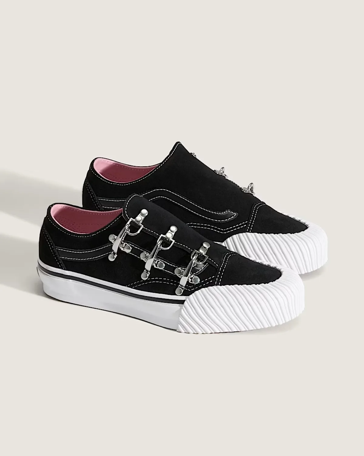 Giày VANS PREMIUM OLD SKOOL WRAP KARINA BLACK/WHITE