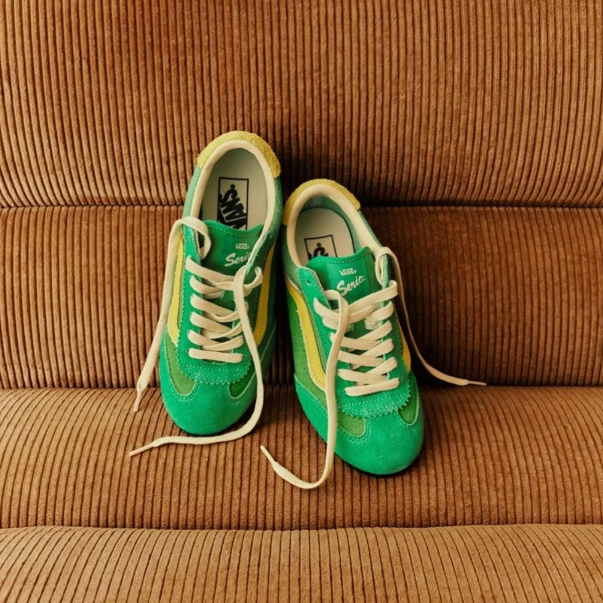 Giày VANS SUPER LOWPRO VIVID VERDANT/SPACE YELLOW