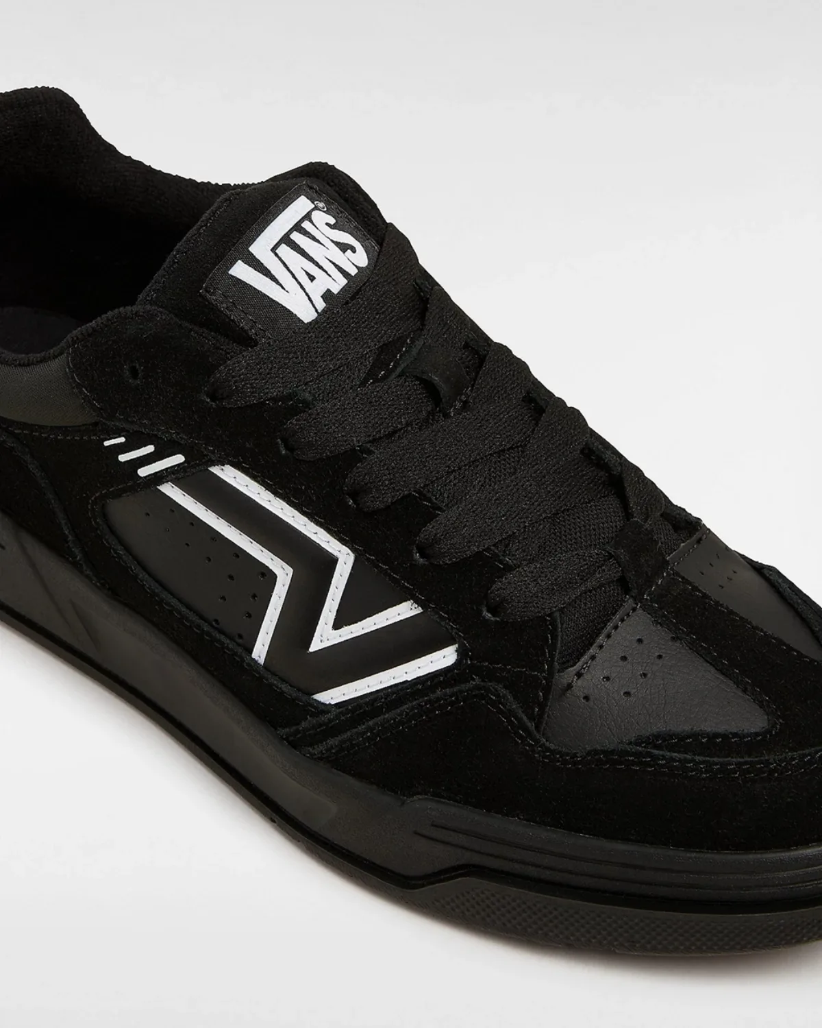 Giày VANS UPLAND FULL BLACK