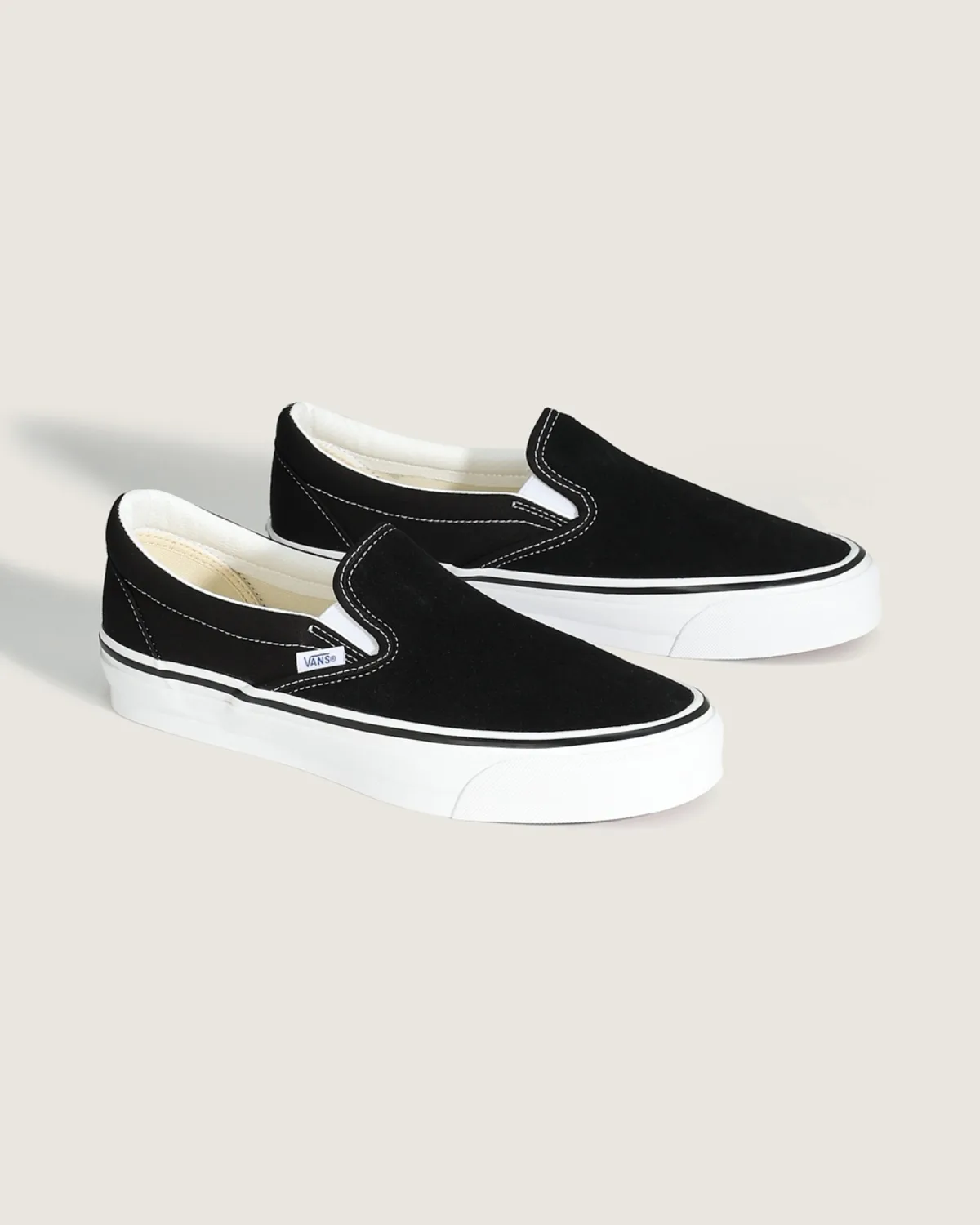 Giày VANS PREMIUM SLIP ON CLASSIC BLACK/WHITE