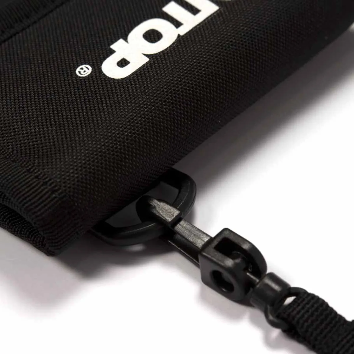 Ví cầm tay local brand ONTOP vải canvas nam nữ màu đen tặng kèm keychain New Logo Wallet | O-V21-VA