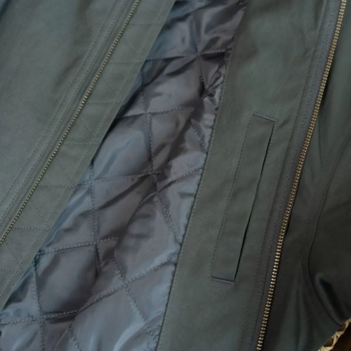 Áo Khoác Nam QUILTED JACKET TORANO Bomber khaki 2 Lớp Chần Bông Siêu Ấm Áp, Lịch Lãm, Phong cách Nam Tính GWCJ503