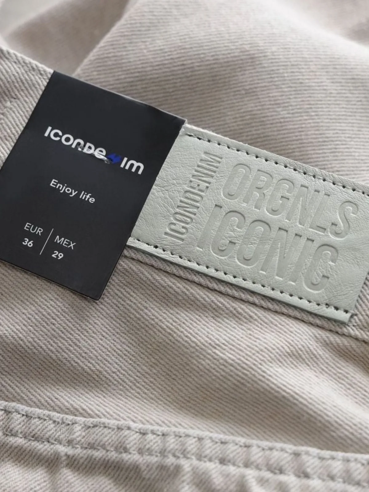 Quần Short Nam ICONDENIM Frontier Form Loose QSID0281