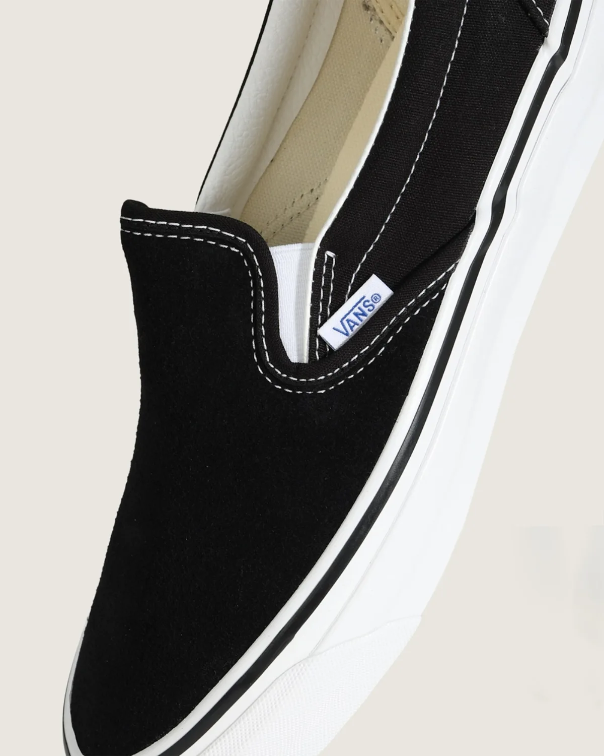 Giày VANS PREMIUM SLIP ON CLASSIC BLACK/WHITE
