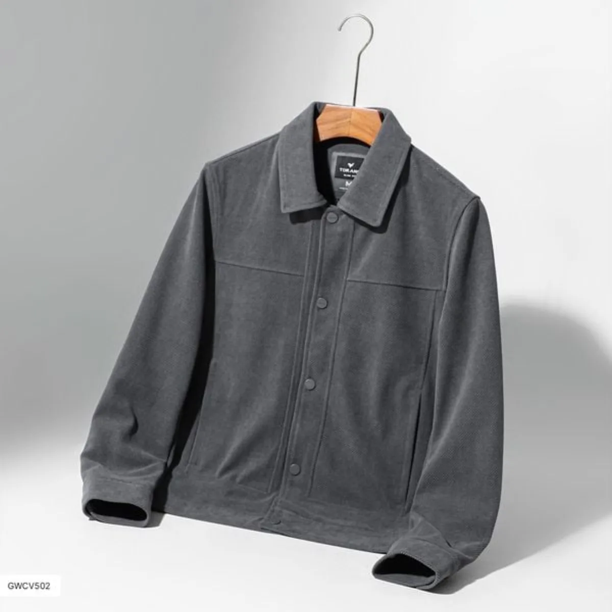 Áo khoác nhung tăm PRIME JACKET TORANO cổ bẻ khắc logo ở cúc tay, Êm Ái, Mềm Mịn, Giữ Nhiệt Tốt GWCV502