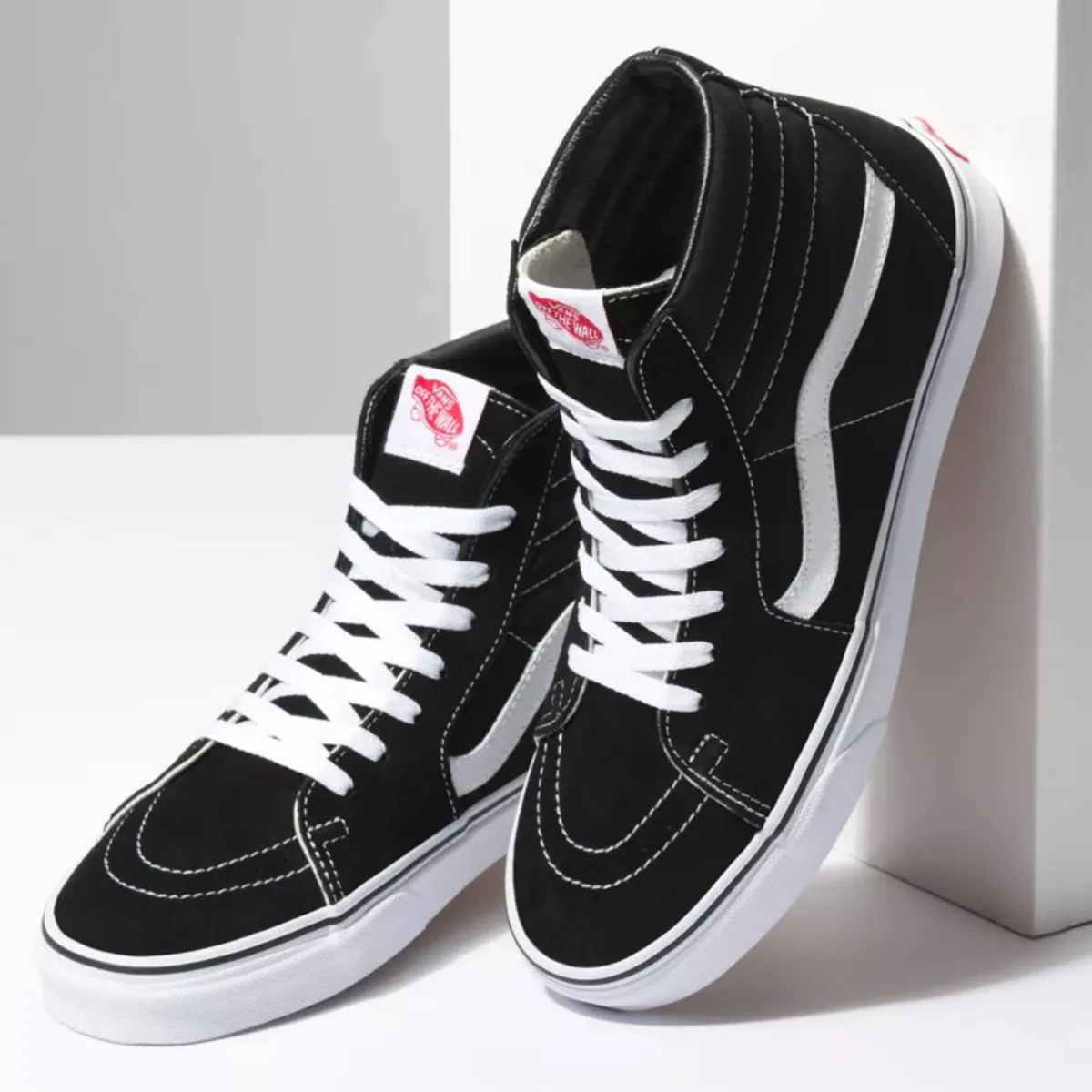 VANS CLASSIC SK8-HI BLACK/WHITE