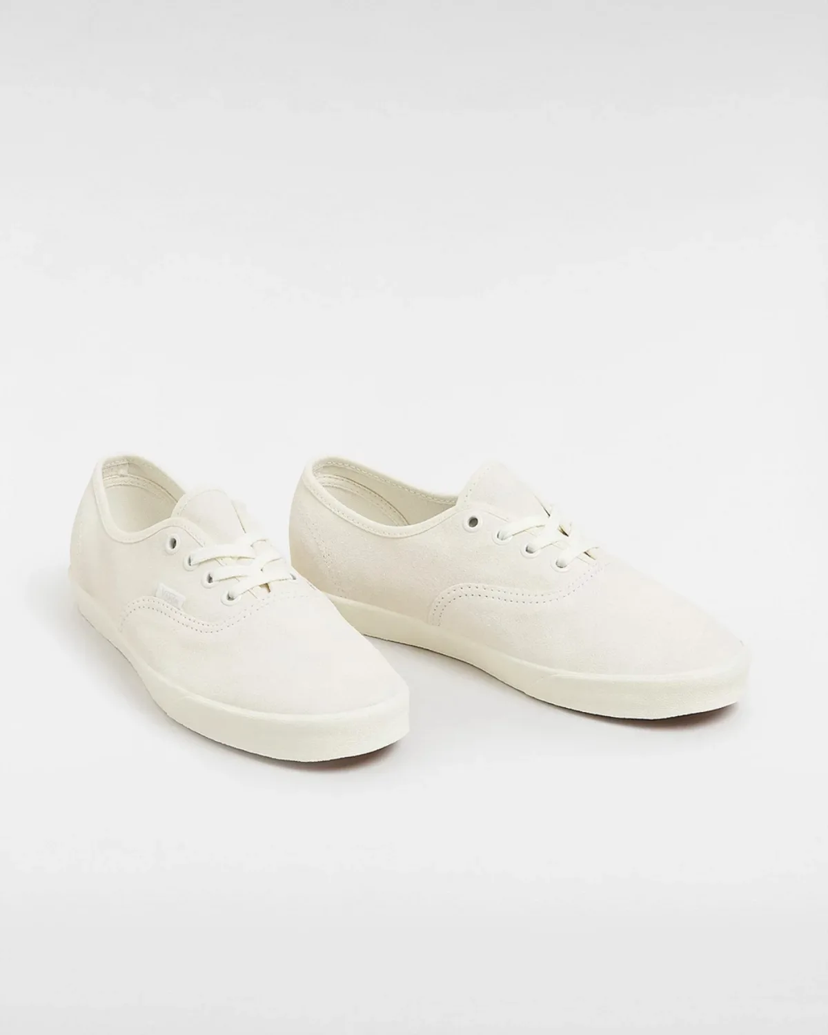 Giày VANS AUTHENTIC LOWPRO SUEDE WHITE