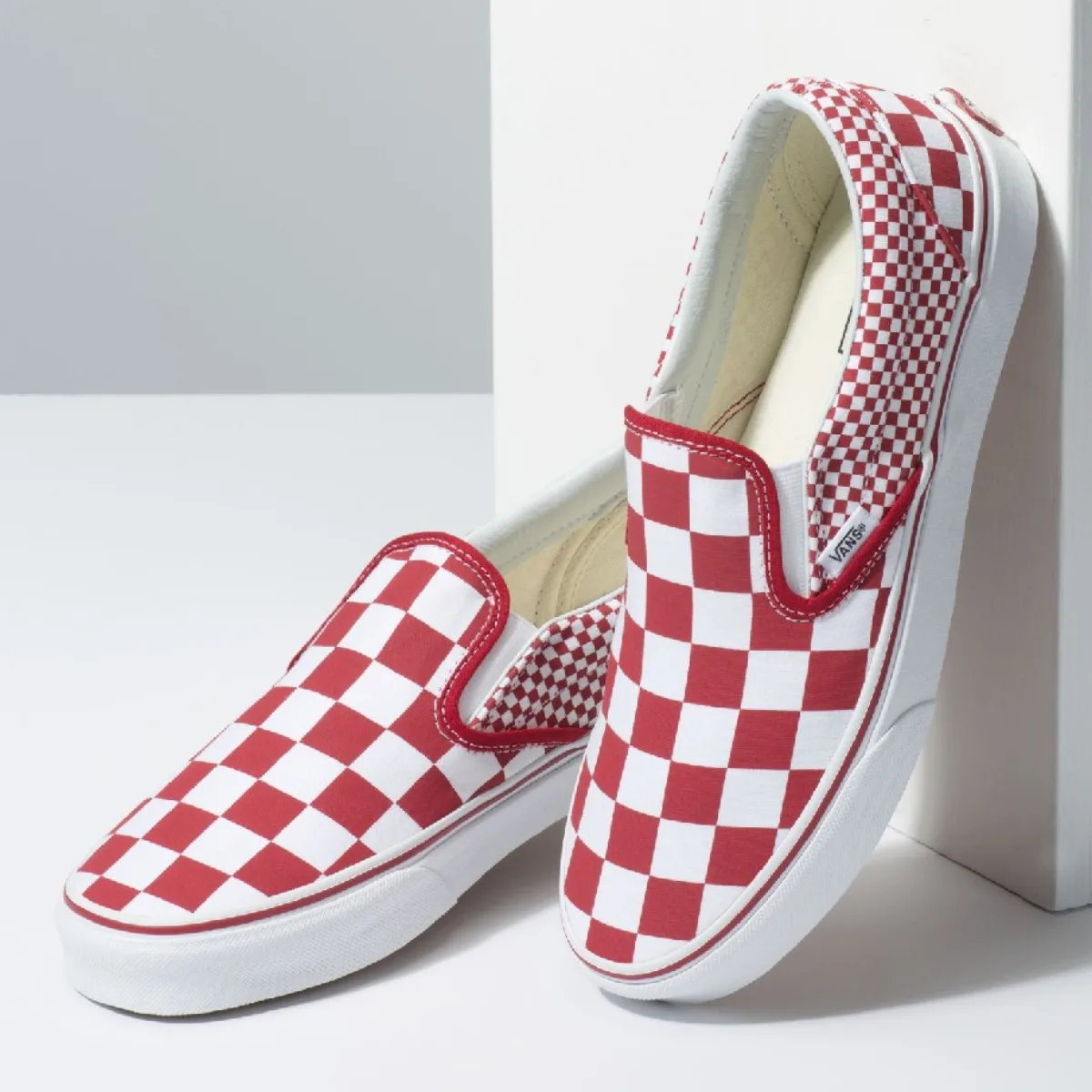 VANS MIX CHECKER SLIP-ON CHILI PEPPER/TRUE WHITE
