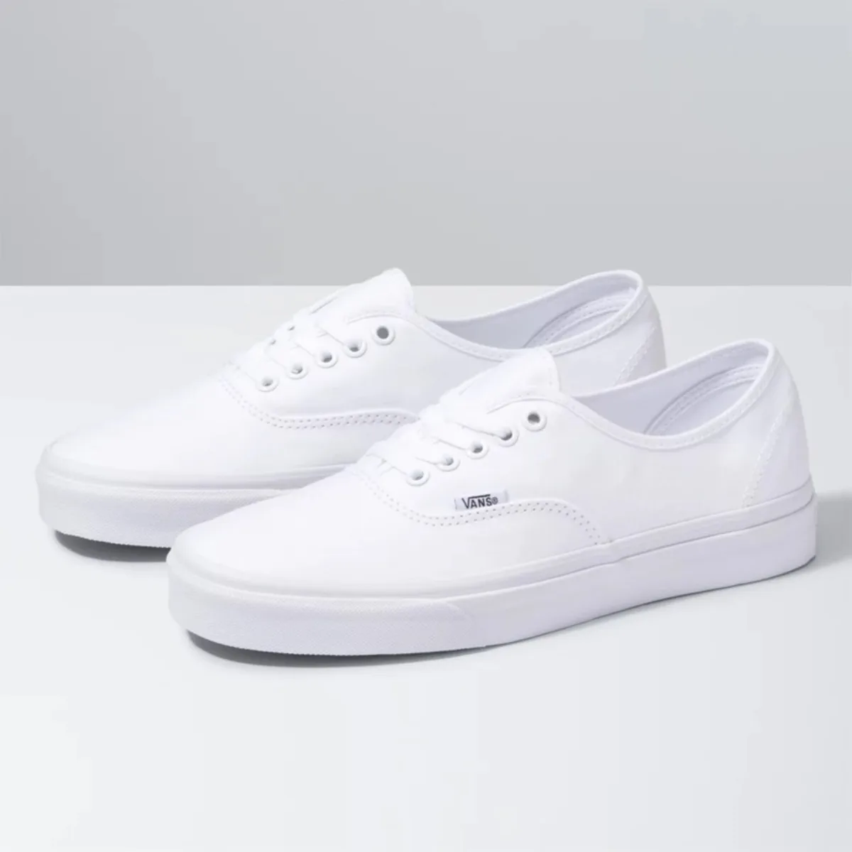 VANS CLASSIC AUTHENTIC TRUE WHITE