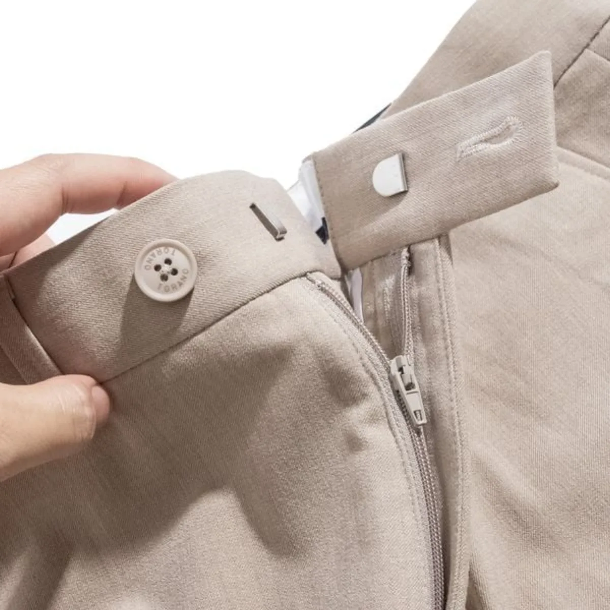 Quần âu SLIM FIT TROUSERS TORANO slim-fit cạp trơn vừa vặn, đứng form, tôn dáng FABT003