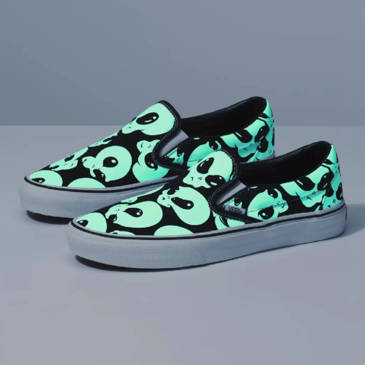 VANS ALIEN GHOSTS SLIP-ON